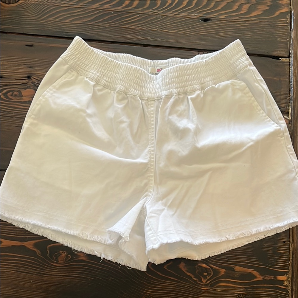 Women's White Shorts Vineyard Vines